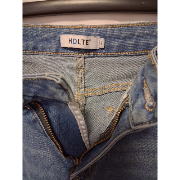 HDLTE Women Capri Jeans Raw Hem Mid Wash 5 Pockets Size S - Picture 5 of 9